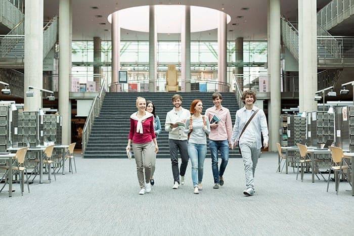 5 Key Strategies for a Successful College Application
